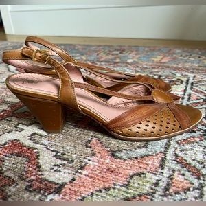 Leather vintage inspired low heels